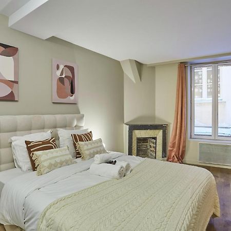 Apartment Louvre Museum By Studio Prestige ปารีส ภายนอก รูปภาพ